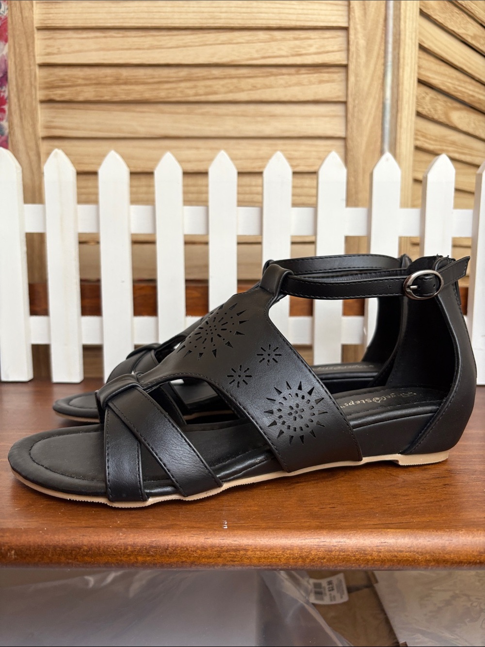 VTG Sunburst Gladiator Black Ankle Sandals 8 Wide - Picture 7 of 13